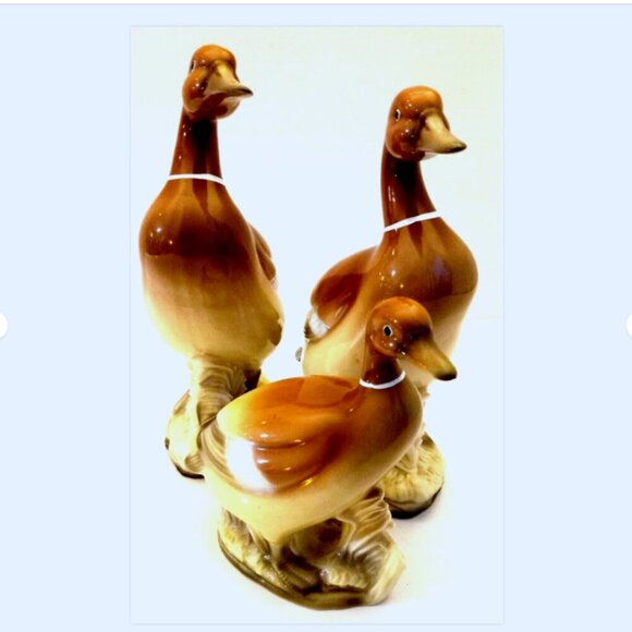 Ceramic Geese Figurines Lot of 3 Bone China Glazed Cassidy Ltd. Canada 9" and 7" - Picture 9 of 10